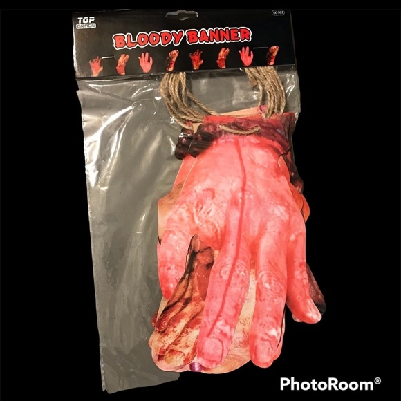 Halloween Bloody Hands & Feet Wall Banner Garland New - Picture 1 of 1